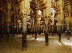 Внутри исторической мечети Кордобы, Андалусия