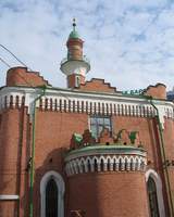 Казань. Похожая на средневековую крепость Закабанная мечеть (750 х 1000,  105Kb)