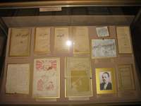 Книжные экспонаты музея (1000х750,  65Kb)