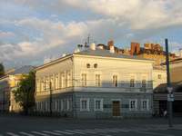 Дом где размещался шахматный клуб, куда ходил В.И.Ульянов (800 x 600, 52Kb)