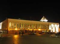 Пригородный вокзал Казани (750х563, 35Kb) 