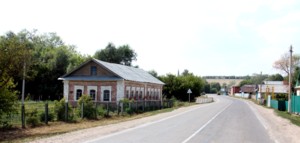 Старинное медресе в Сатышево, Сабинский район (1000х475,  59Kb)