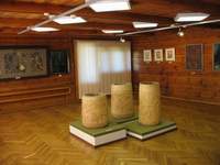 Залы второго этажа кырлаевского музея (1000х750,  81Kb)